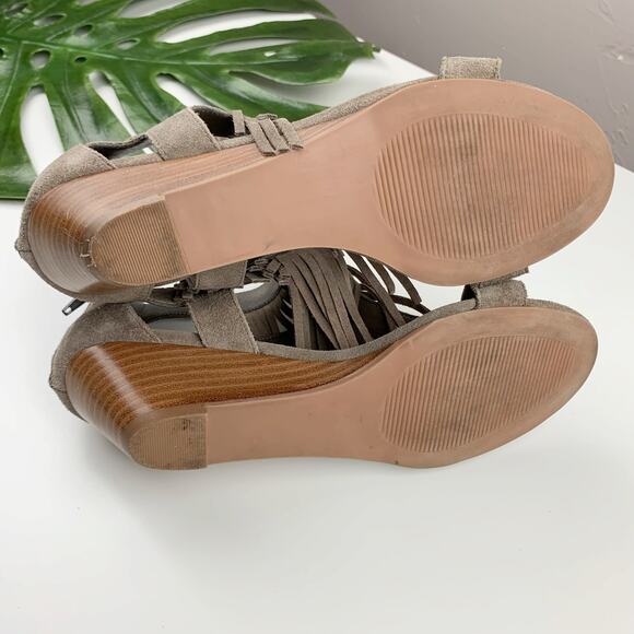 Steve Madden Amaaya Fringe Sandals Wedge Heel Tan Suede Women's 6.5 - Picture 10 of 10